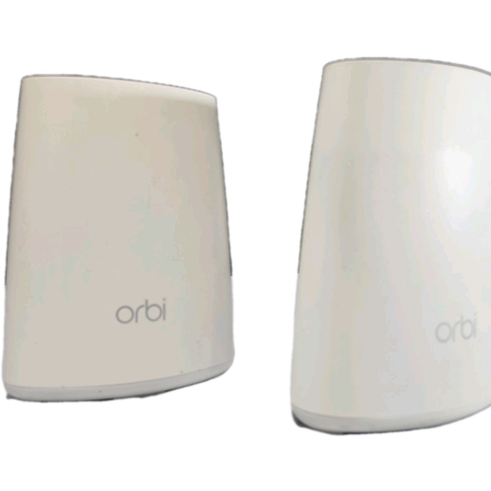Netgear Orbi Whole Home Mesh WiFi System RBR50 Router & 2 RBS50 Satellites White - Picture 4 of 11